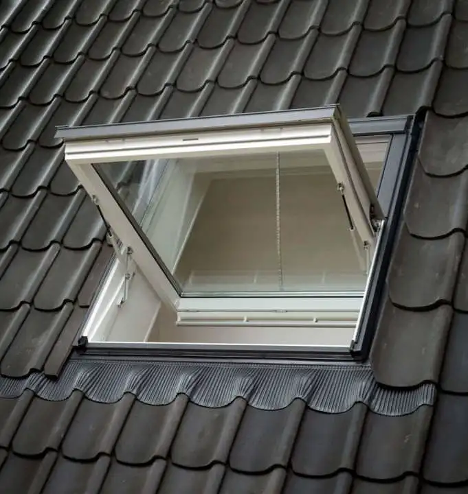 VELUX Rauchabzugsfenster Kunststoff GGU-GGUMK04006640DM
