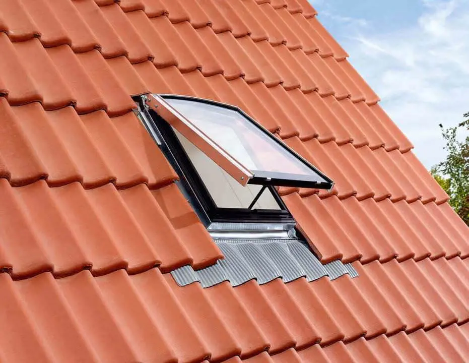 VELUX Universal-Eindeckrahmen für GVR Kaltraumfenster EDW-EDW3K20100WM