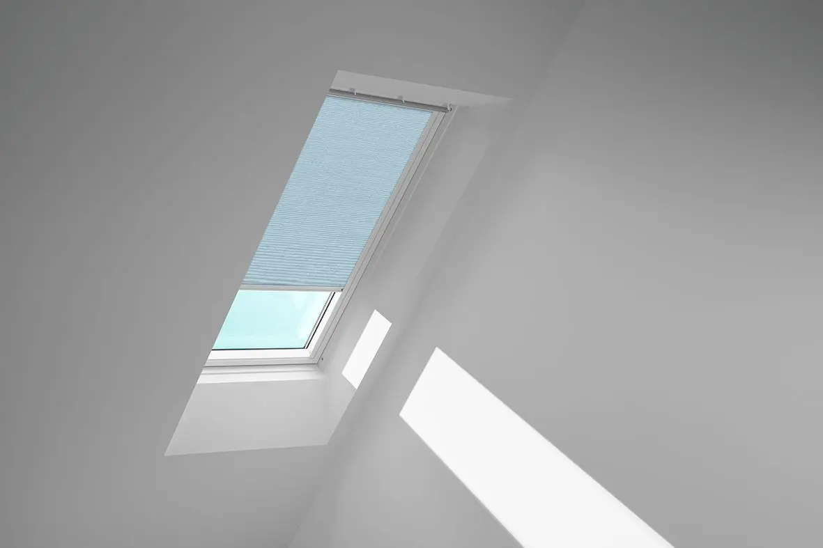 VELUX Sichtschutzrollo mit Führungsschienen Austauschfenster für andere Hersteller RFL 0811 4166S Himmelblau 4166 Schiene Alu-RFL08114166S