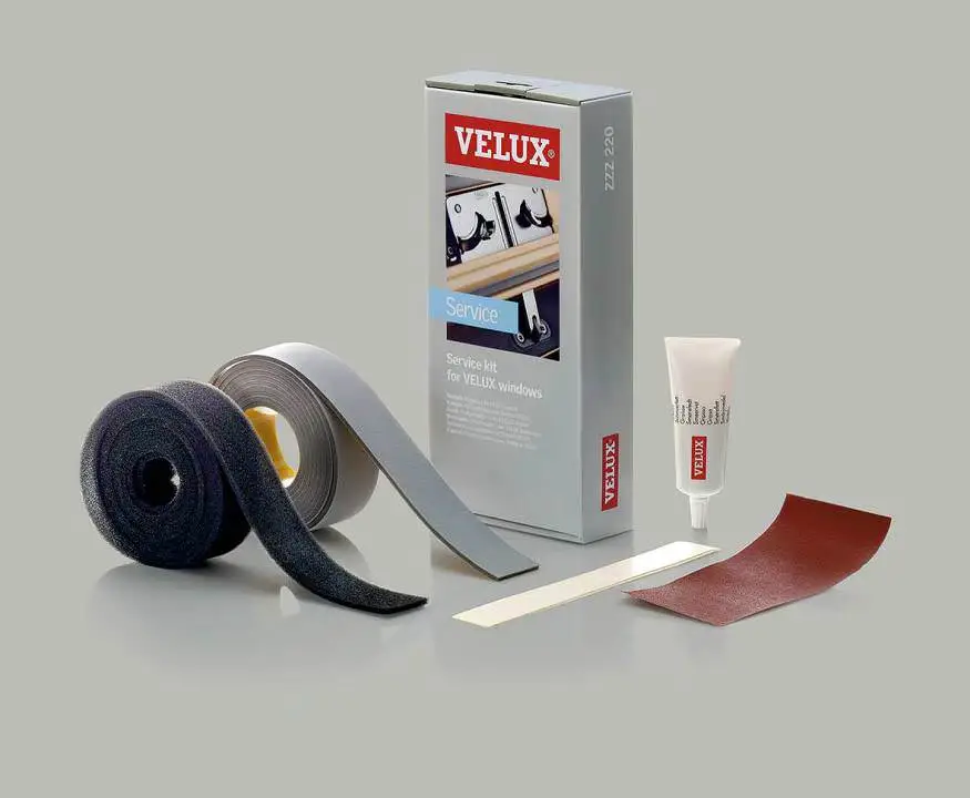 VELUX ZZZ 220K Kombi-Pflege-Set inkl. Werkzeug-ZZZ220K