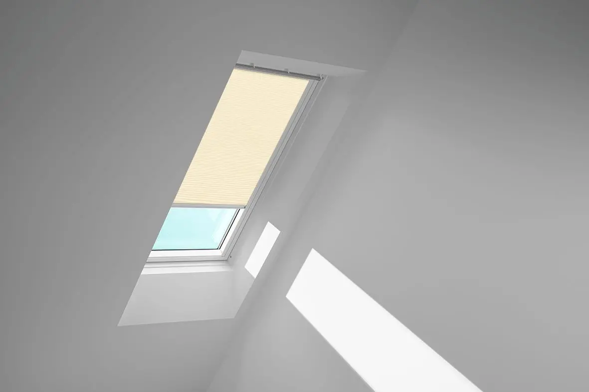 VELUX Sichtschutzrollo mit Führungsschienen Austauschfenster für andere Hersteller RFL 0811 1086S Hellbeige 1086 Schiene Alu-RFL08111086S