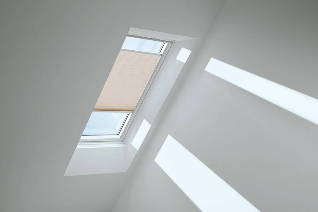 VELUX Standard-Plissee manuell FHL C02 1275S Leinen,Schiene alu PG:P-FHLC021275S