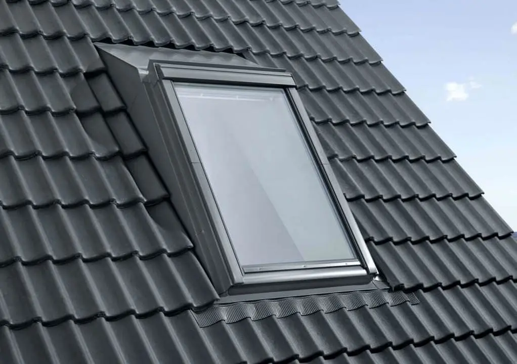 VELUX Einzel-Aufkeilrahmen Aluminium-EASFK066000M