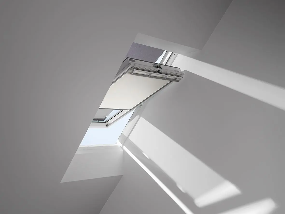 VELUX Vorteils-Set Sichtschutzrollo mit Hitzeschutzmarkise ROF-ROFC021028SM