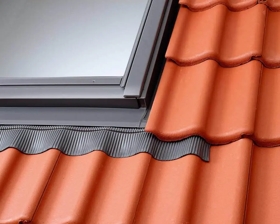 VELUX Eindeckrahmen für Austauschfenster inkl. BFX Anschlussschürze-EZCK021000M