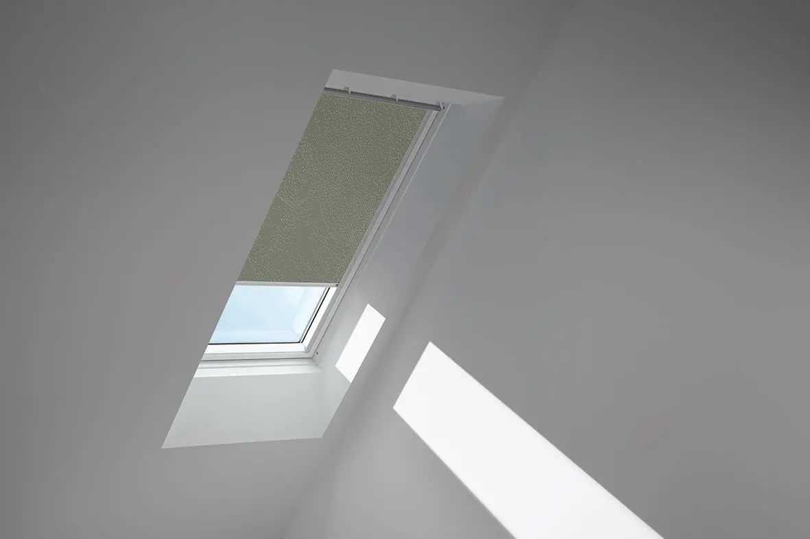 VELUX Verdunkelungsrollo Austauschfenster für andere Hersteller DKL 0811 4575S Olivebeige gep. 4575 Schiene Alu-DKL08114575S